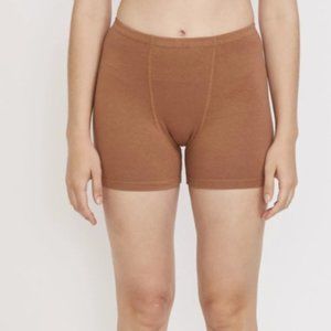 Pansy Stretch Short - Almond